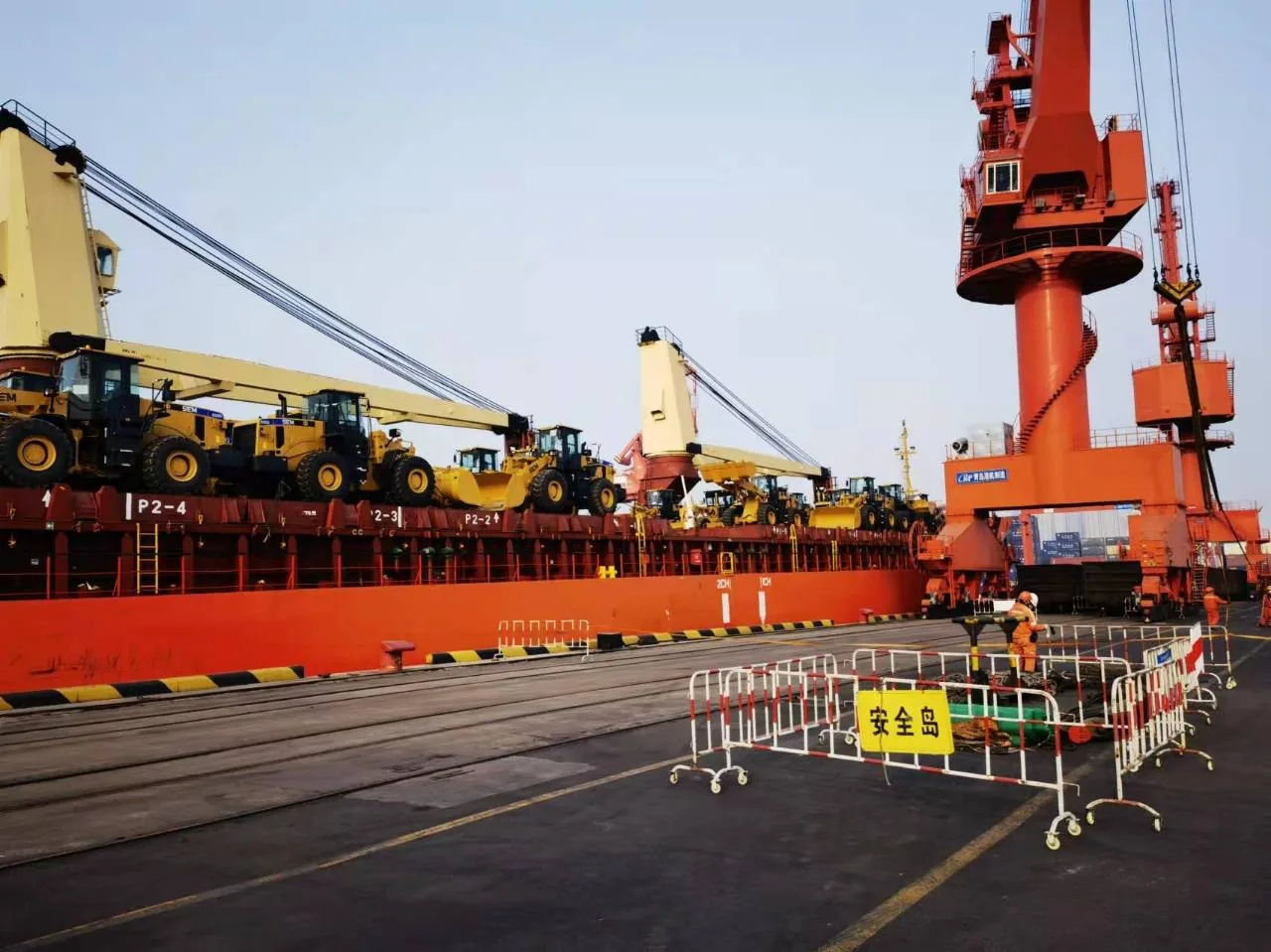 Port coordination and oversized cargo handling